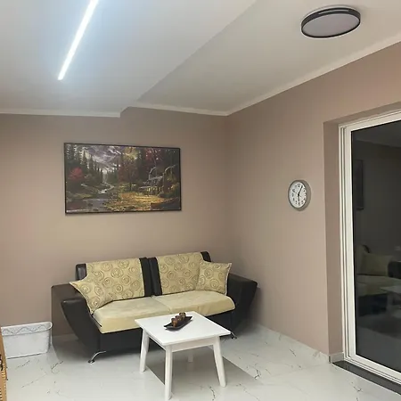 Topi Vlorë