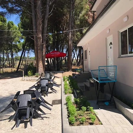 Apartment Topi