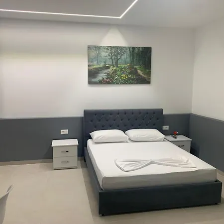 Apartment Topi