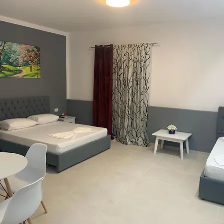 Topi Apartment